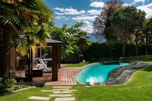 Pool - Swiss Hotel Apartments-Montreux Montreux Rotana Villa (Clarens)