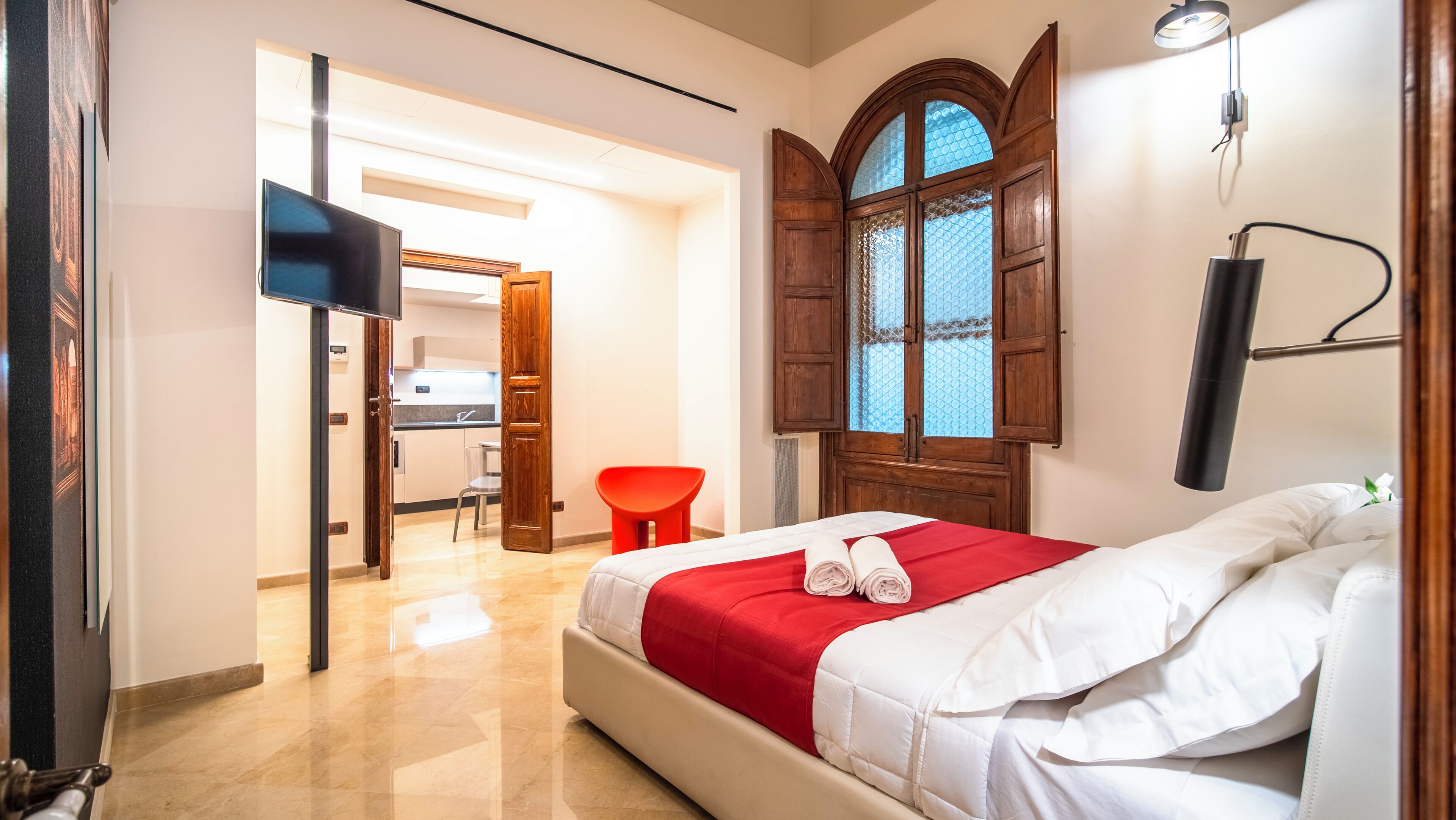 標準公寓 | 熨斗/熨衣板、免費無線上網