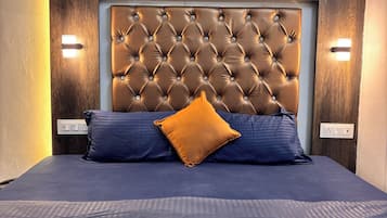 Dobbeltrom – comfort | Skrivebord, skrivebord for bærbar PC og wi-fi (inkludert)