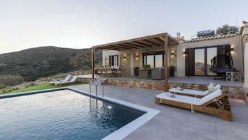 Elithea Villa Two | Private pool