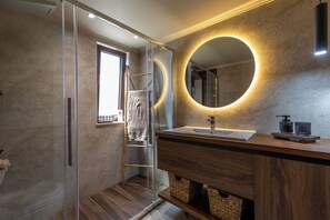 Elithea Villa Two | Badezimmer