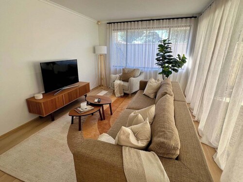 Modern Stay in Armadale
