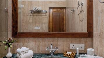 Standard Room, Forest View | Bathroom