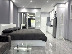 Apartment, 1 Bedroom, Smoking, Balcony - Stylish Studio With Balcony Near Jomtien Beach - Baan Suan Lalana (Pattaya)