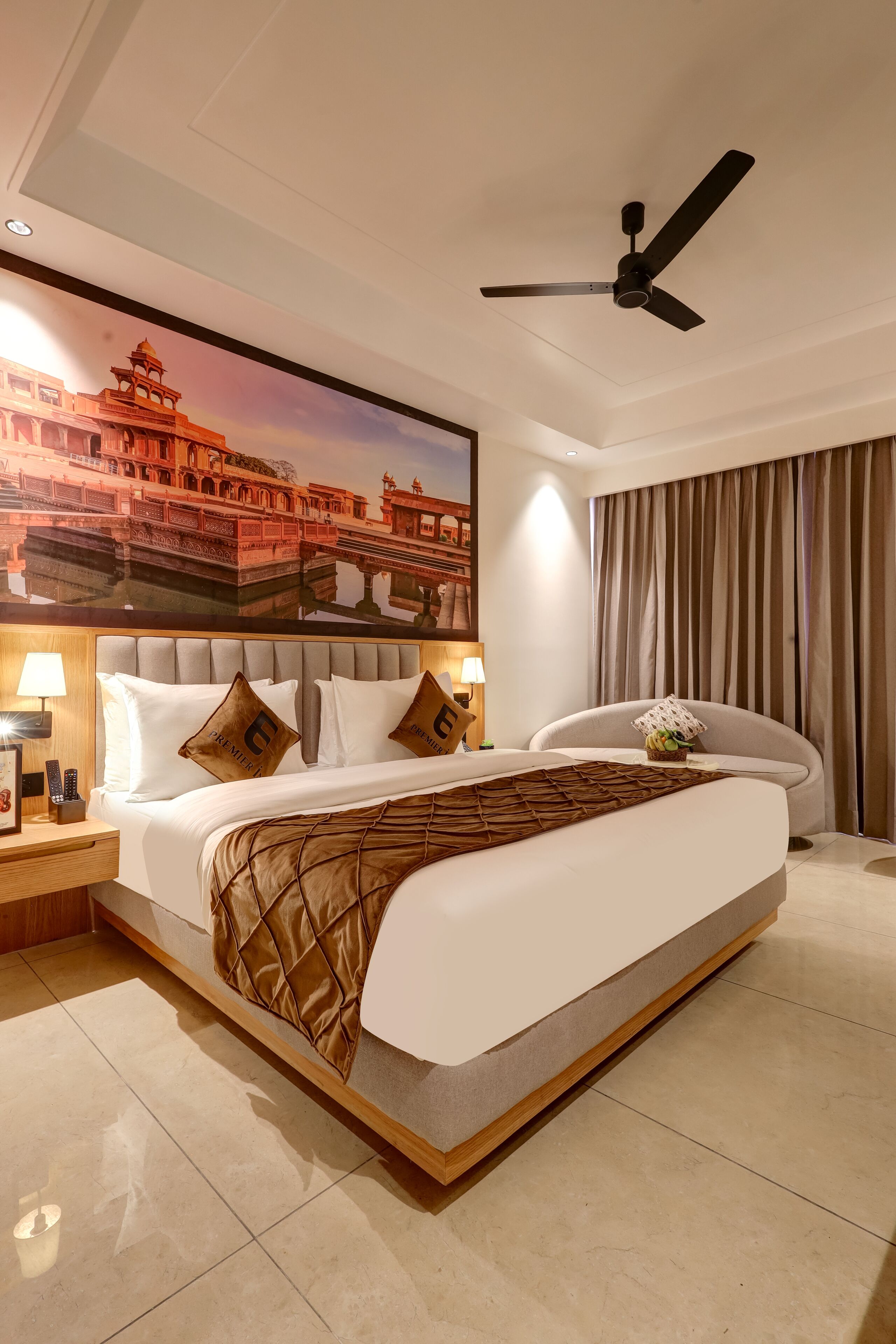 Premium Double Room | Desk, laptop workspace, free WiFi