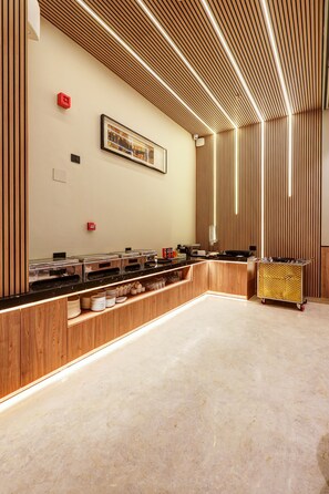 Dining - Hotel Premier Inn (New Delhi)