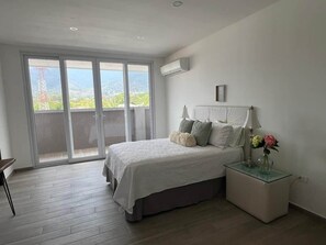 Room - Luxury 3BR Penthouse at City Mall San Pedro Sula (San Pedro Sula)