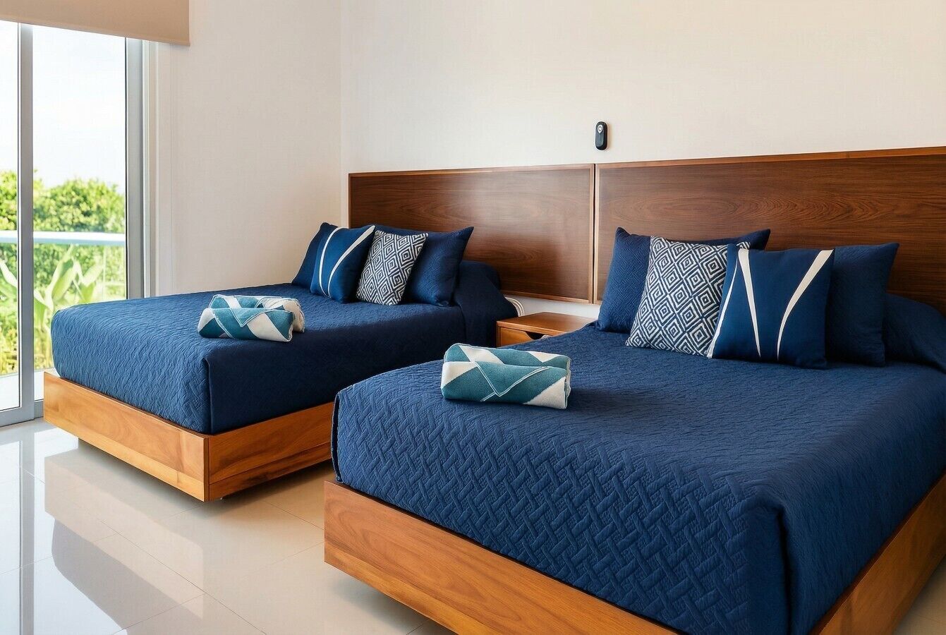 2 chambres, fer et planche à repasser, Wi-Fi, draps fournis