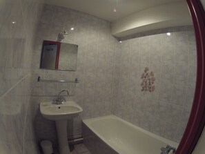 Ducha y secador de pelo