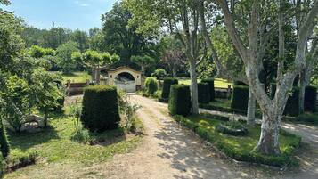 Enceinte de lâhĂ©bergement