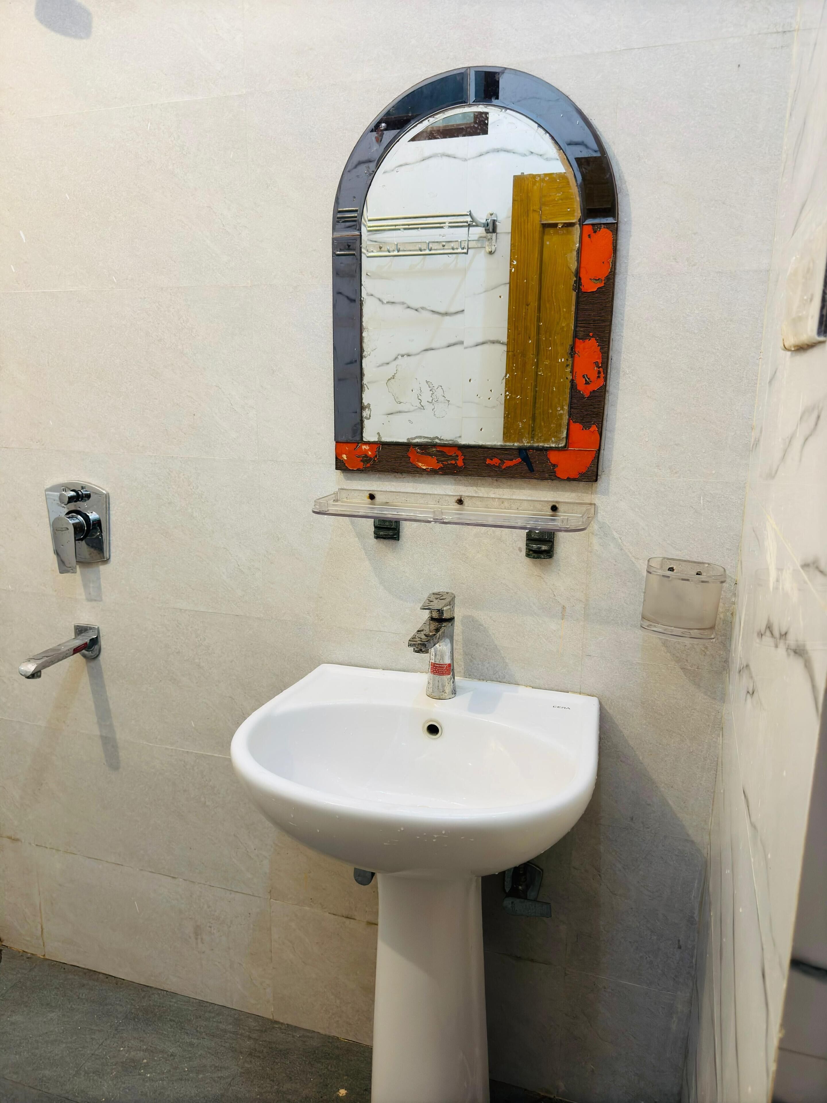 Family Twin Room | Bathroom | Shower, free toiletries, towels, soap