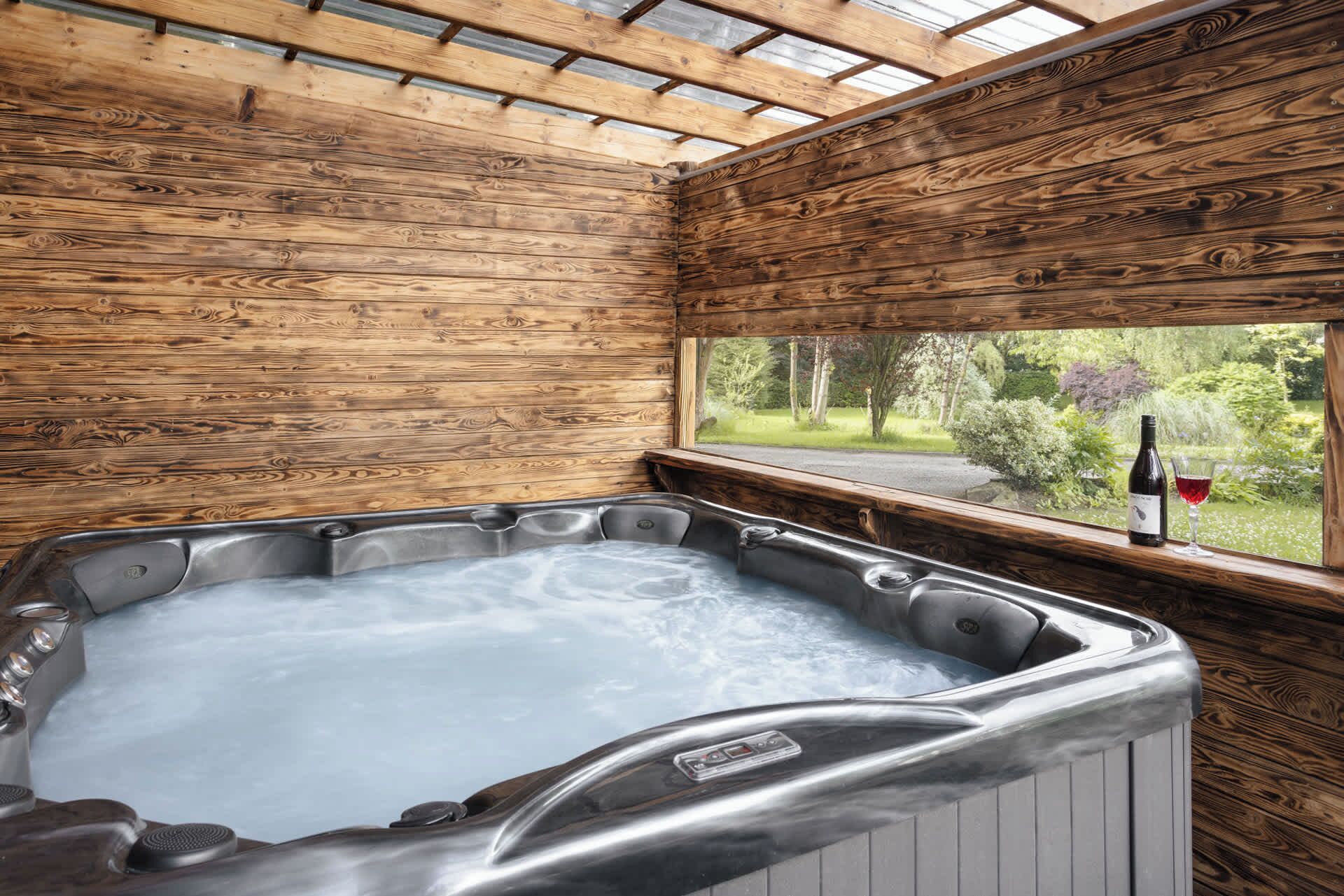 Bain à remous intérieur