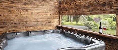 Bain à remous intérieur