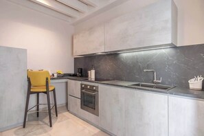 Fridge, oven, dishwasher, coffee/tea maker - Borgo di Drugolo Apartment n.7 (Drugolo)