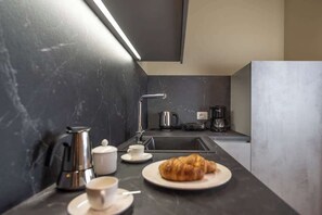 Fridge, oven, dishwasher, coffee/tea maker - Borgo di Drugolo Apartment n.12 (Drugolo)
