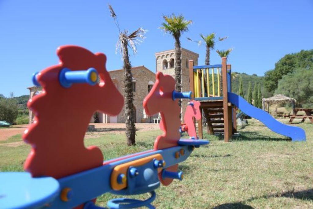 Children's play area - outdoor