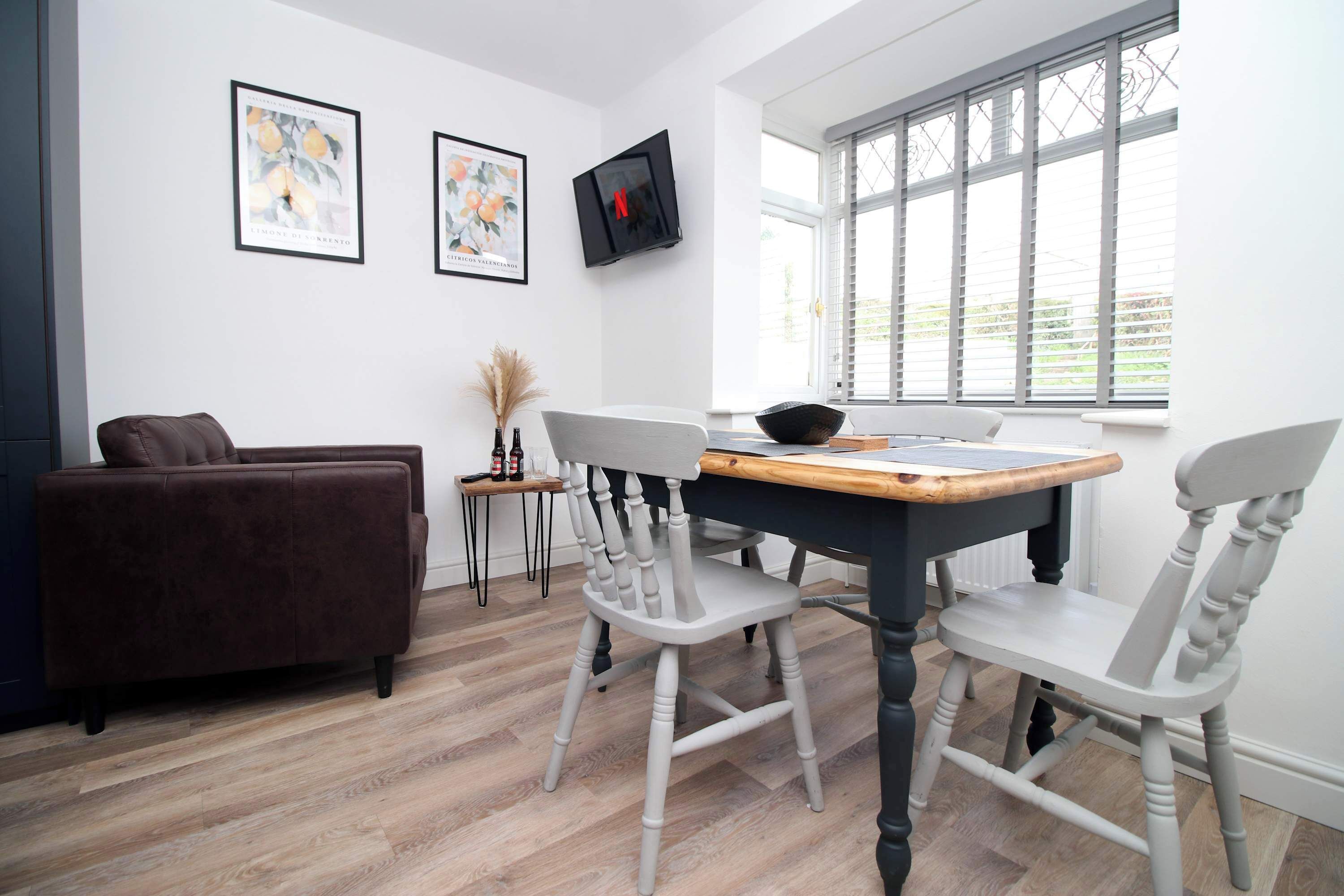 Casa | 3 quartos, acesso à internet de alta velocidade