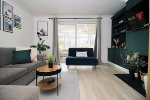 House | 3 bedrooms, Internet - Stylish 3 Bed Home In Bath - Private Parking Wifi (Bath)