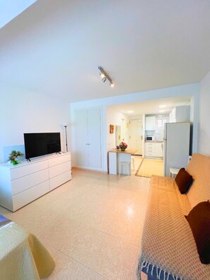 Living area - Colina 10 Studio by Residea (Torremolinos)