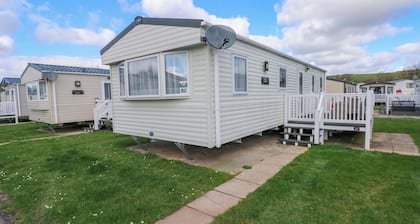 82 Manorbier Park