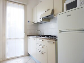 Apartment, 3 Bedrooms, Balcony, Garden View | Interior - Spacious Apartment With Terrace Near the Beach (San Michele al Tagliamento)