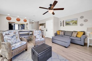 Smart TV - Gulf Views! 2 Bedroom Townhome in Inlet Beach! (Inlet Beach)