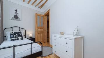 2 chambres, fer et planche Ă repasser, Wi-Fi, draps fournis