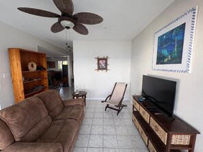 Living area - Ocean-View Villa with Infinity Pool, St.Kitts (Frigate Bay)