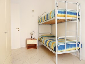 3 bedrooms - Family Garden Apartment Near the Beach (San Michele al Tagliamento)