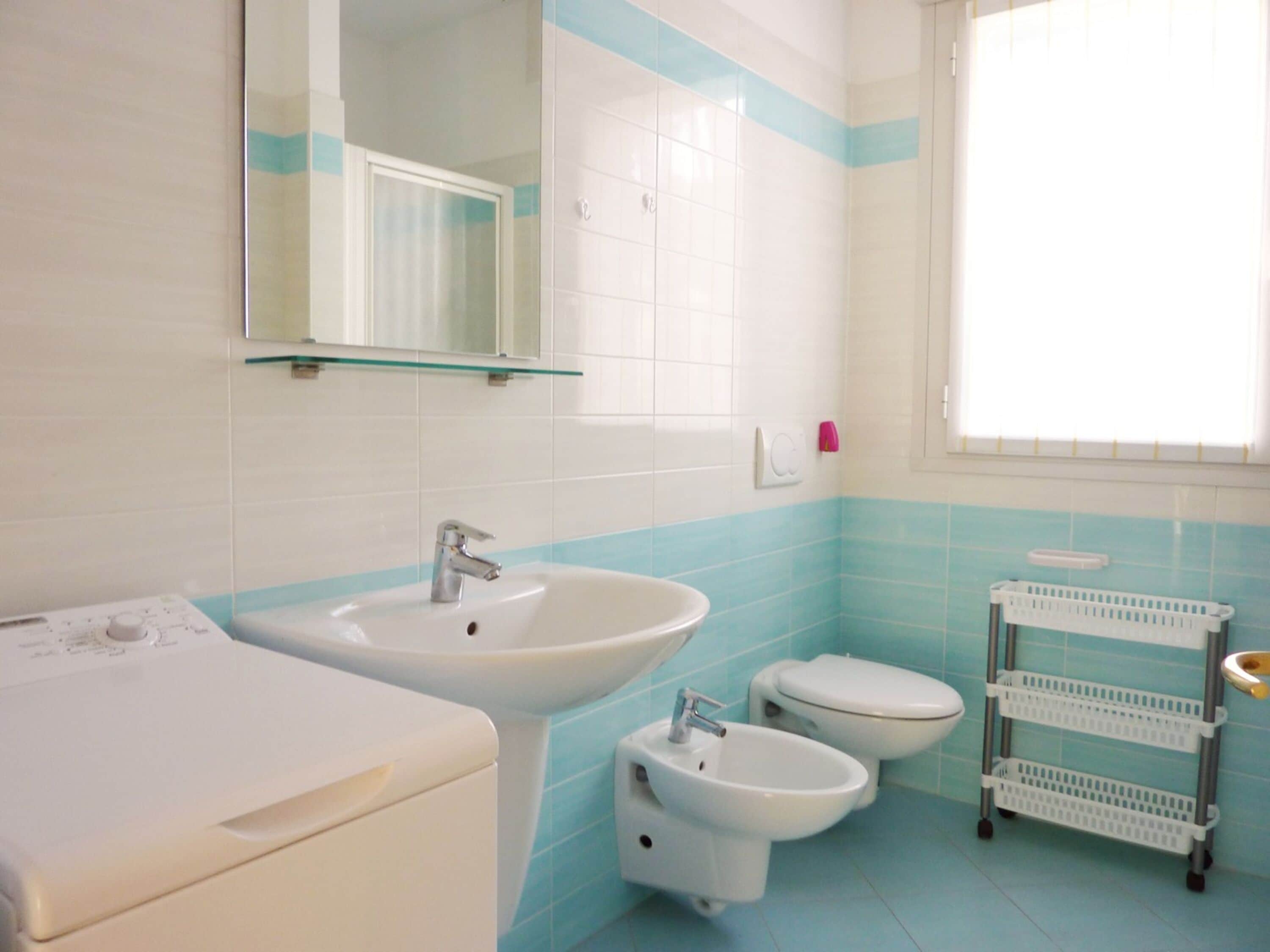 Appartement, 2 slaapkamers, patio, uitzicht op tuin | Badkamer