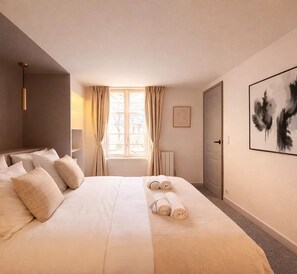 Interior detail - 1532 Mouffetard (Paris)