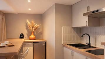 Cafetera expreso, tetera/pava eléctrica, tostadora