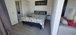 1 habitación, wifi y ropa de cama 