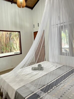 Double Room - Thousands of Bottles (Bukit Lawang)