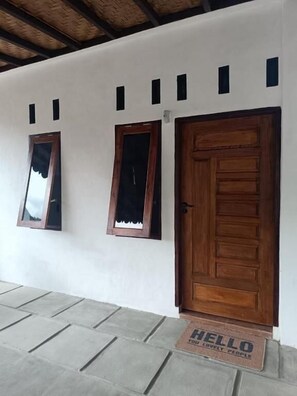 Shared Dormitory | Property grounds - Thousands of Bottles (Bukit Lawang)