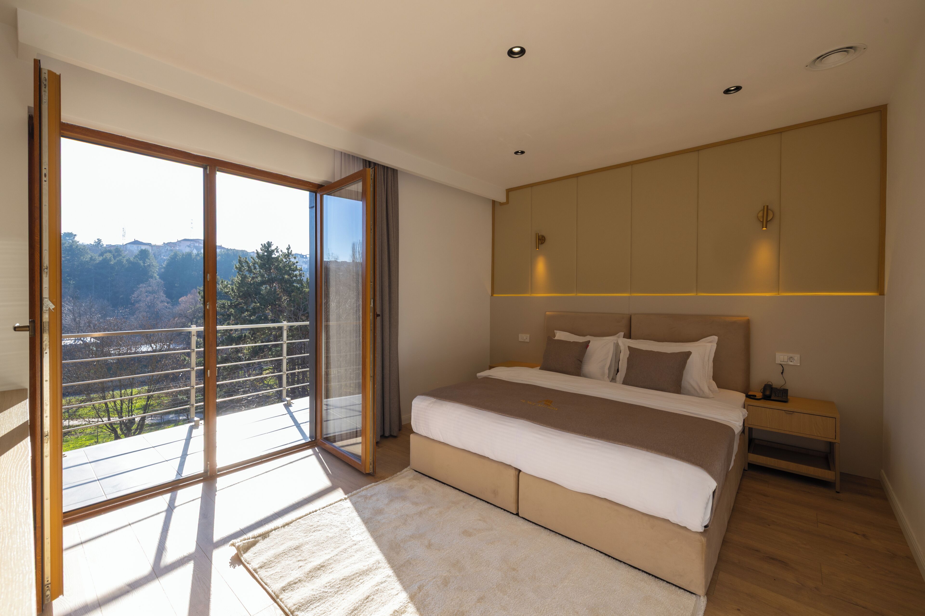 Deluxe Double Room, Balcony, Park View | In-room safe, iron/ironing board, free WiFi