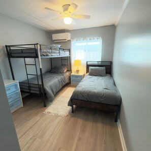 2 bedrooms, free WiFi, bed sheets - Ocean Block Condo in North Ocean City (Ocean City)
