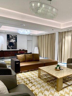 Leilighet, balkong | Innvendig