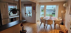 House, 3 Bedrooms, Mountain View | Dining room