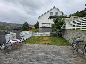 Hus, 3 soverom, fjellutsikt | Hage