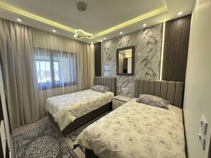 Apartemen, 2 kamar tidur, akses difabel, kolam renang pribadi | 2 kamar tidur