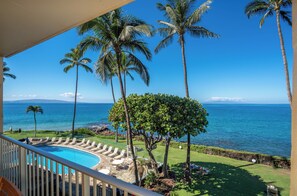 Property grounds - Royal Mauian #314 - Oceanfront Maui Condo with Easy Access to Kamaole Beaches (Kihei, Maui)