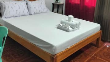 Desk, free WiFi, bed sheets