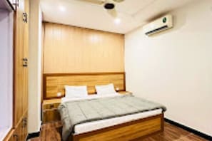 Nicht klassifiziertes Bild, 2 von 18, Schaltfläche