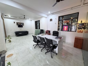 Lobby - Hotel 69 (Gurugram)