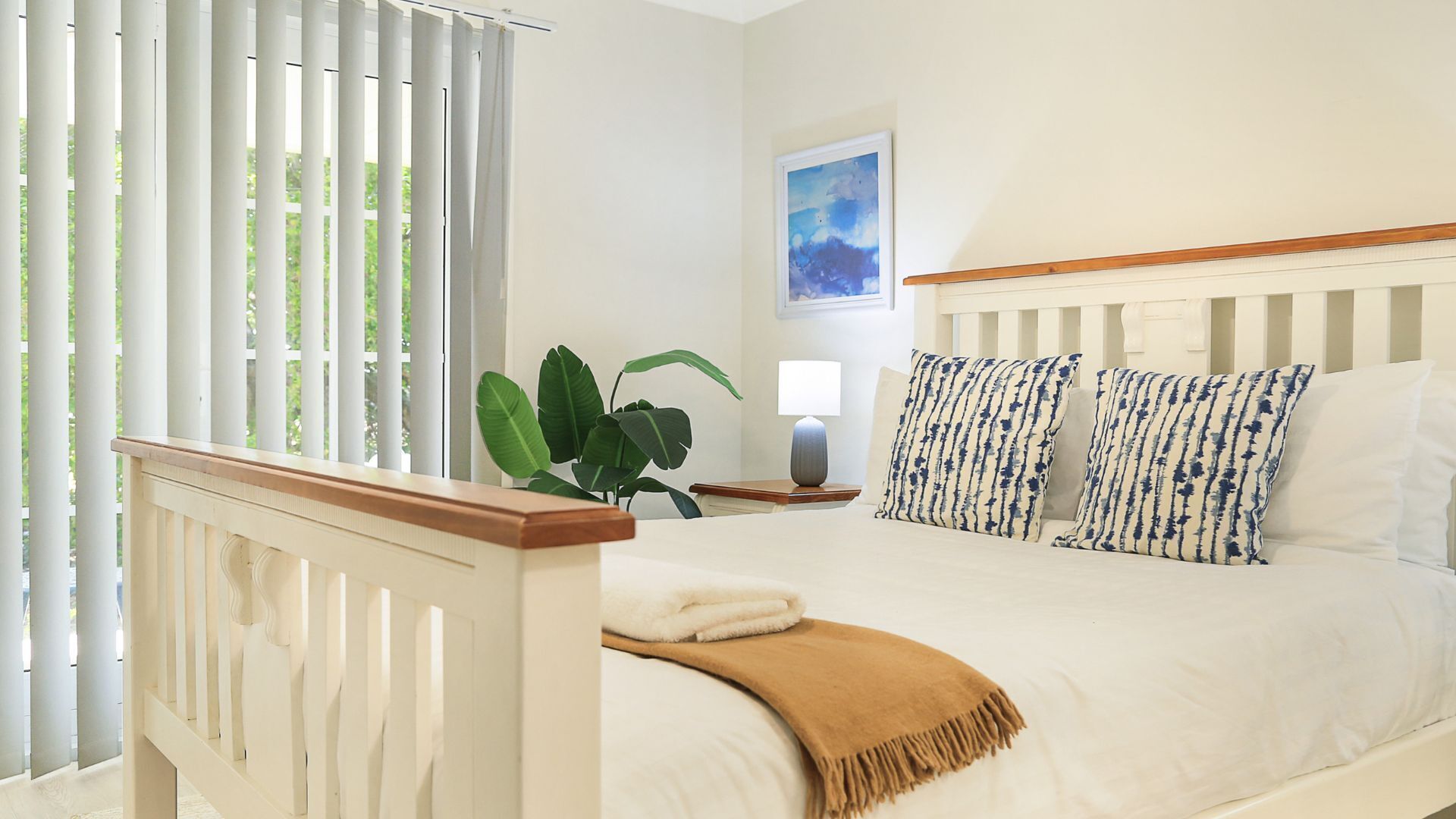 4 bedrooms, iron/ironing board, travel cot, WiFi