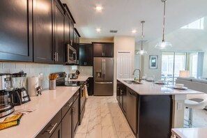 House | 5 bedrooms - Superhost Pool Spa Arcade Games - Adventure Villa (Kissimmee)