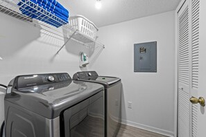 House - Super YES - Many Amenities Relax GYM Courts (Kissimmee)