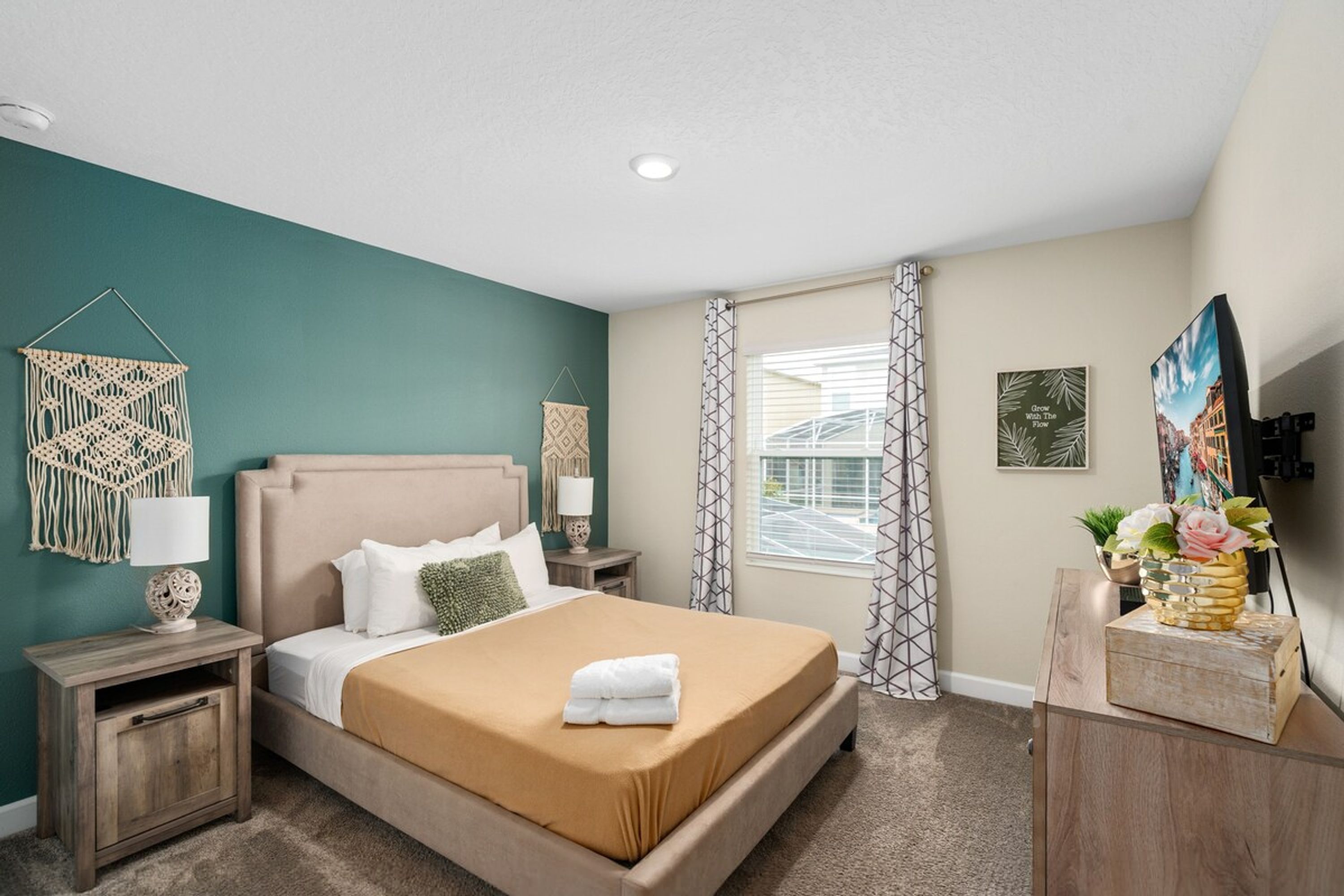 House | 4 bilik tidur 