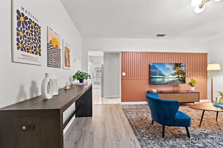 2 habitaciones . Super Boho - Lake Toho Timeless Charm